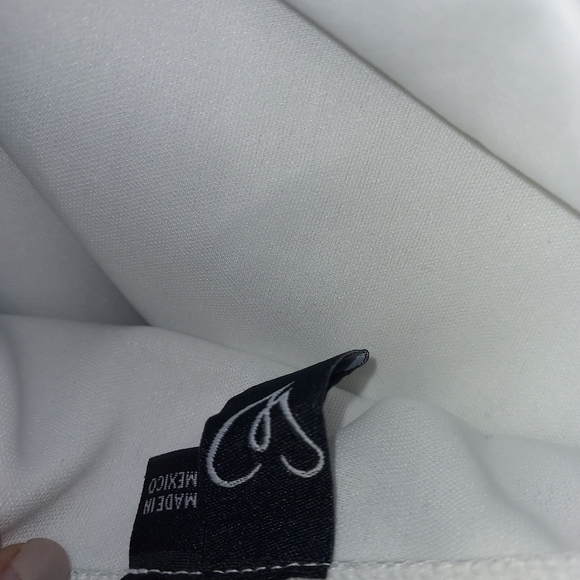 WINDSOR Maggie white Ruffled High Slit Crepe Formal Dress - Picture 8 of 10